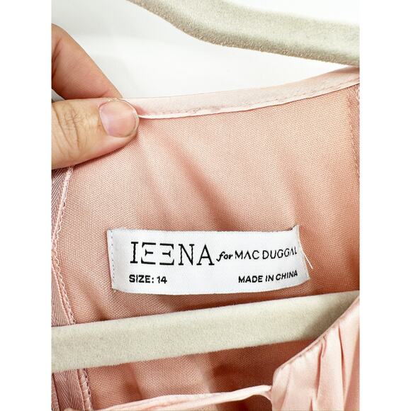 Mac Duggal Blush Pink Tied Keyhole Cold Shoulder Bishop Sleeve Gown Size 14 - Picture 7 of 7